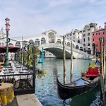 Appartamento a Rialto, calle della Madonna