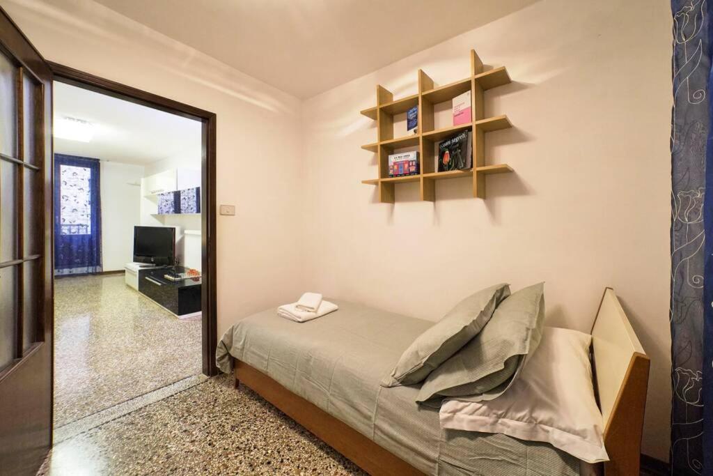 A Rialto, Calle Della Madonna Apartment Venedig
